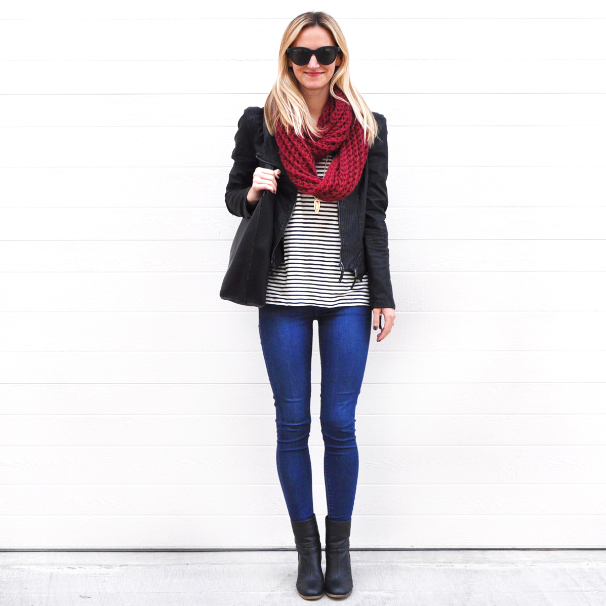 the perfect faux leather jacket / LivvyLand livvyland-blog-olivia-watson-faux-leather-moto-jacket-blanknyc-austin-texas-fashion-blogger-3