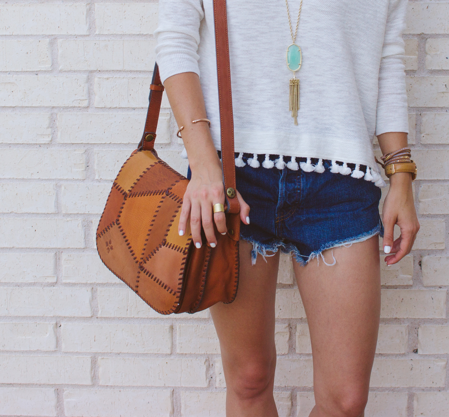 Tassel Trim Sweater & Cutoff Shorts / Summer Style IMG_0963