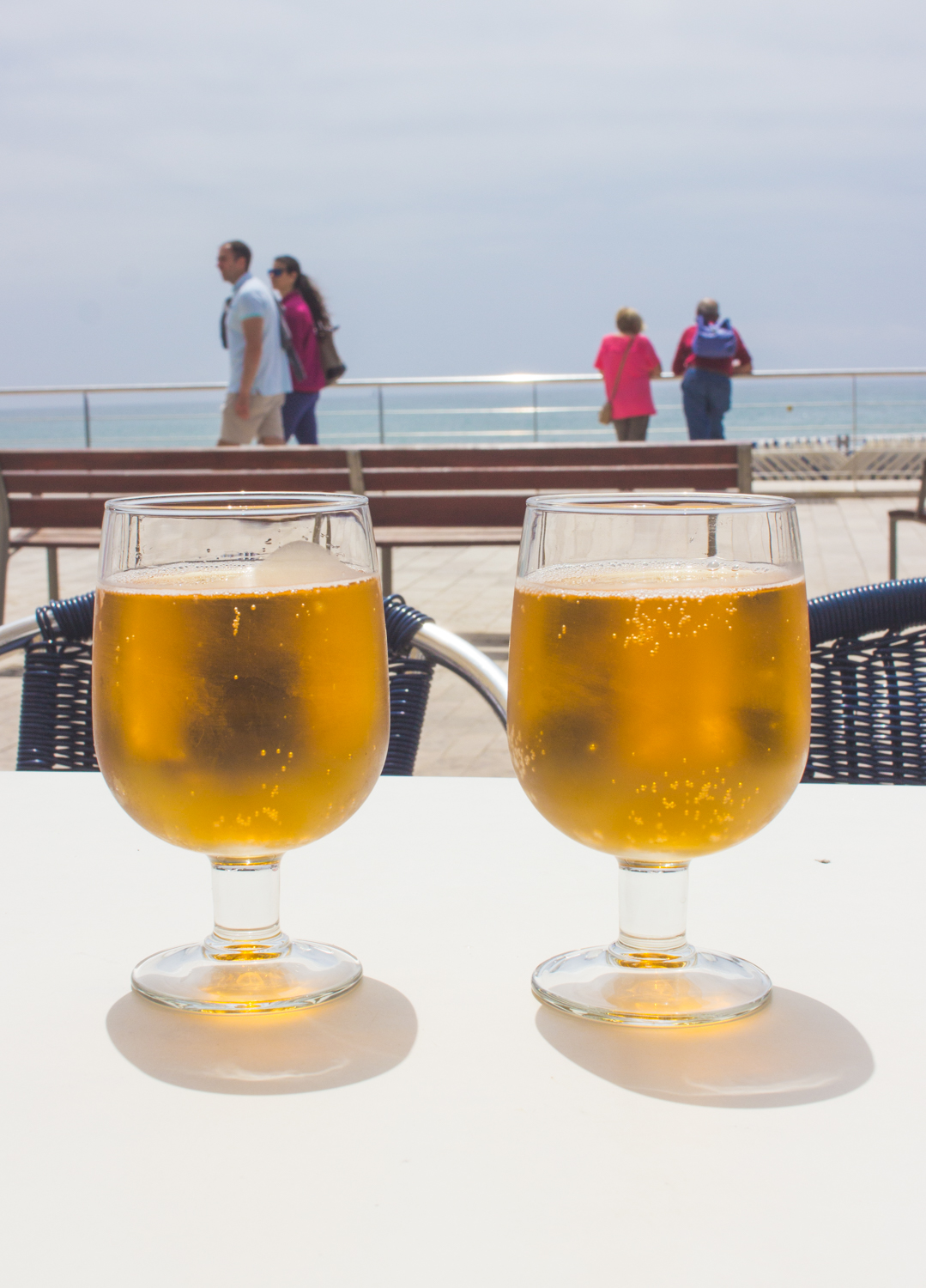 livvyland-blog-olivia-watson-mediterranean-princess-cruise-barcelona-le-sitges-spain-9-beer