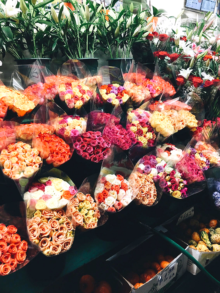 NYC flower market by night // LivvyLand