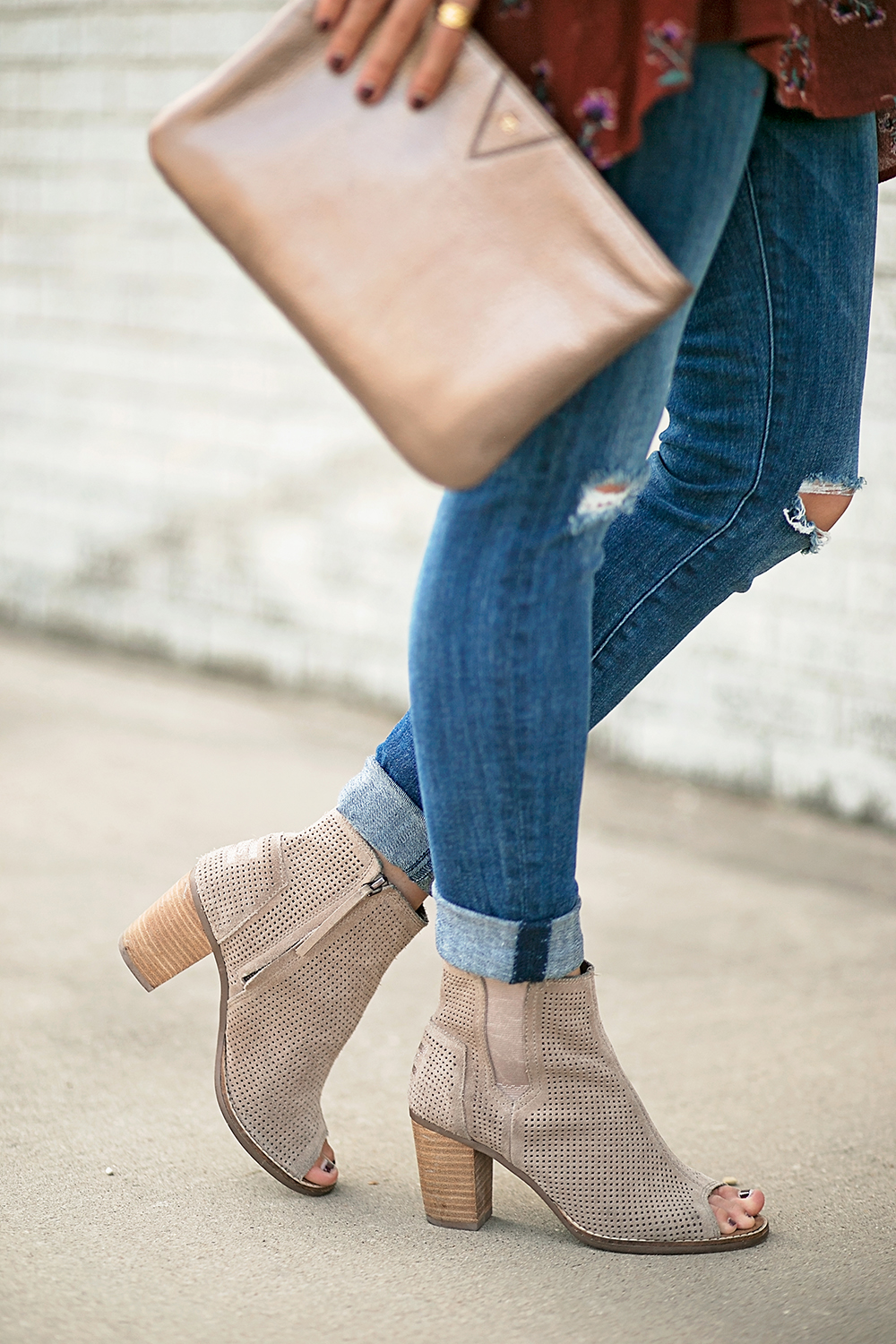 toms majorca bootie taupe